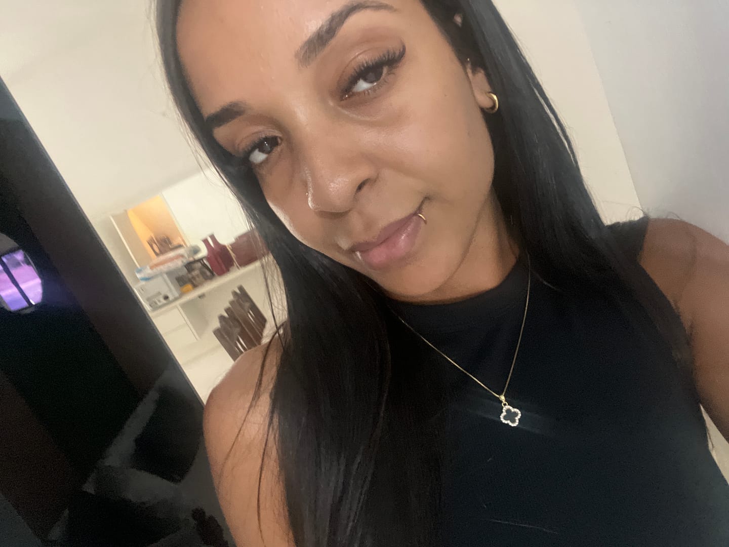 Customer photo review of Corretivo Líquido Matte - Vizzela