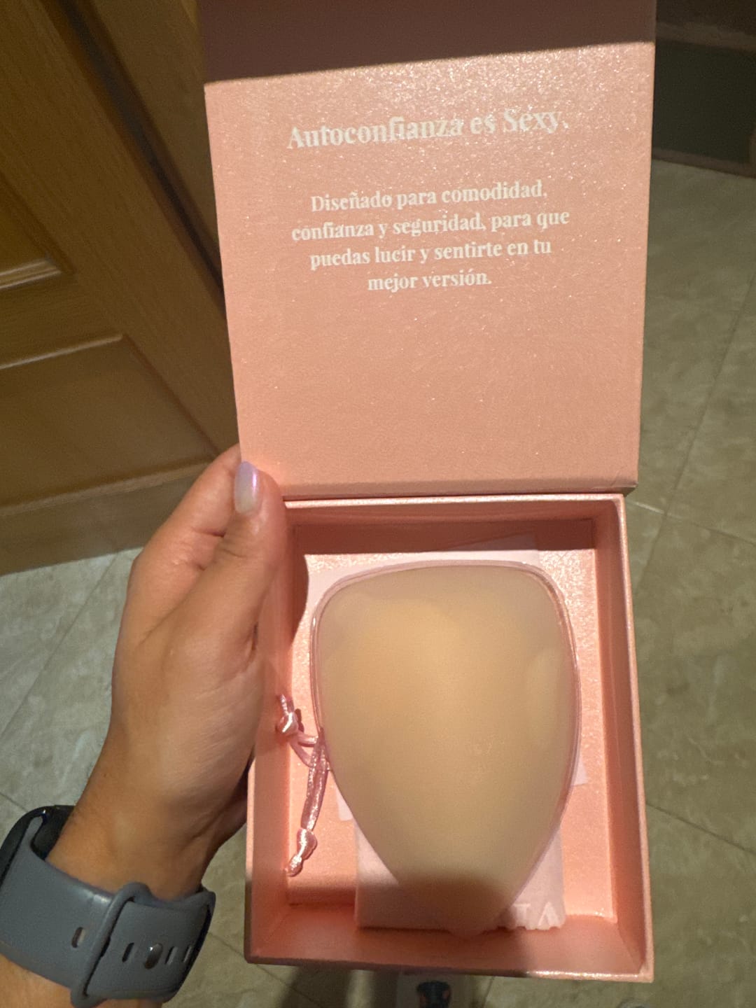 Customer photo review of Pezoneras Triángulos sin Adhesivo