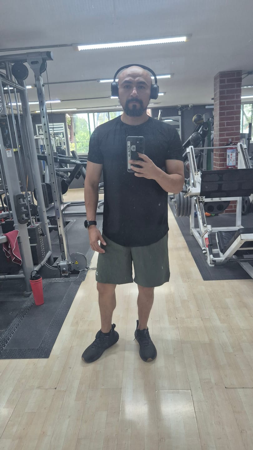 Customer photo review of Training Sport Tee - White