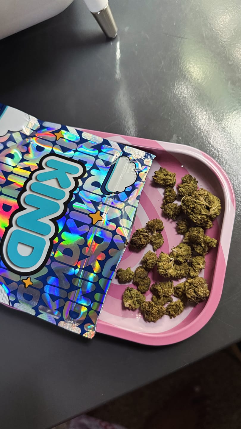 Customer photo review of Rainbow Sherbet - 14 Grams - Hybrid