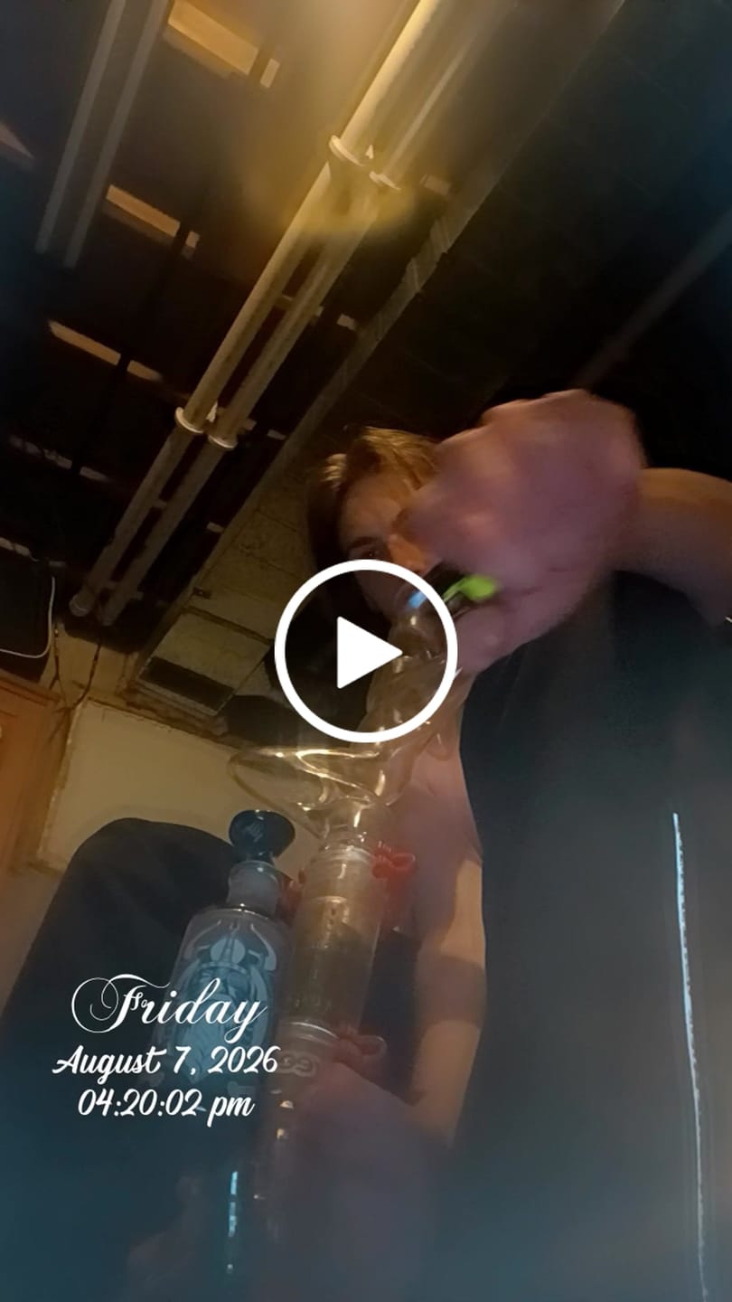 Customer video review of 5" Cheech Viking Ash Catcher (14mm)