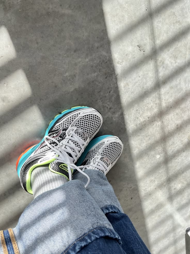 Customer photo review of Saucony ProGrid Omni 9 OG