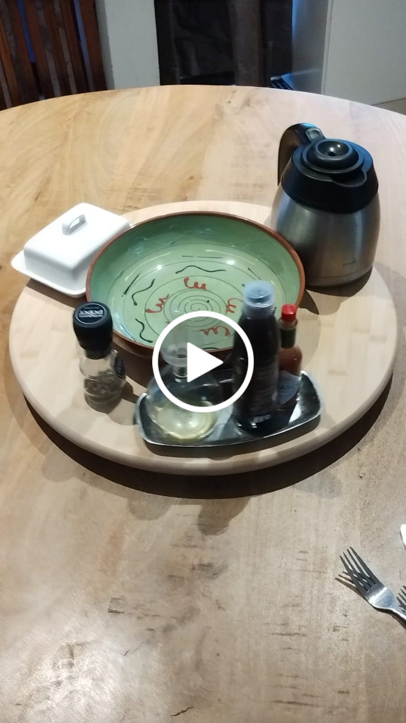 Customer video review of Cosy & Trendy Draaiplateau / Lazy Susan Bamboe ø 50 cm