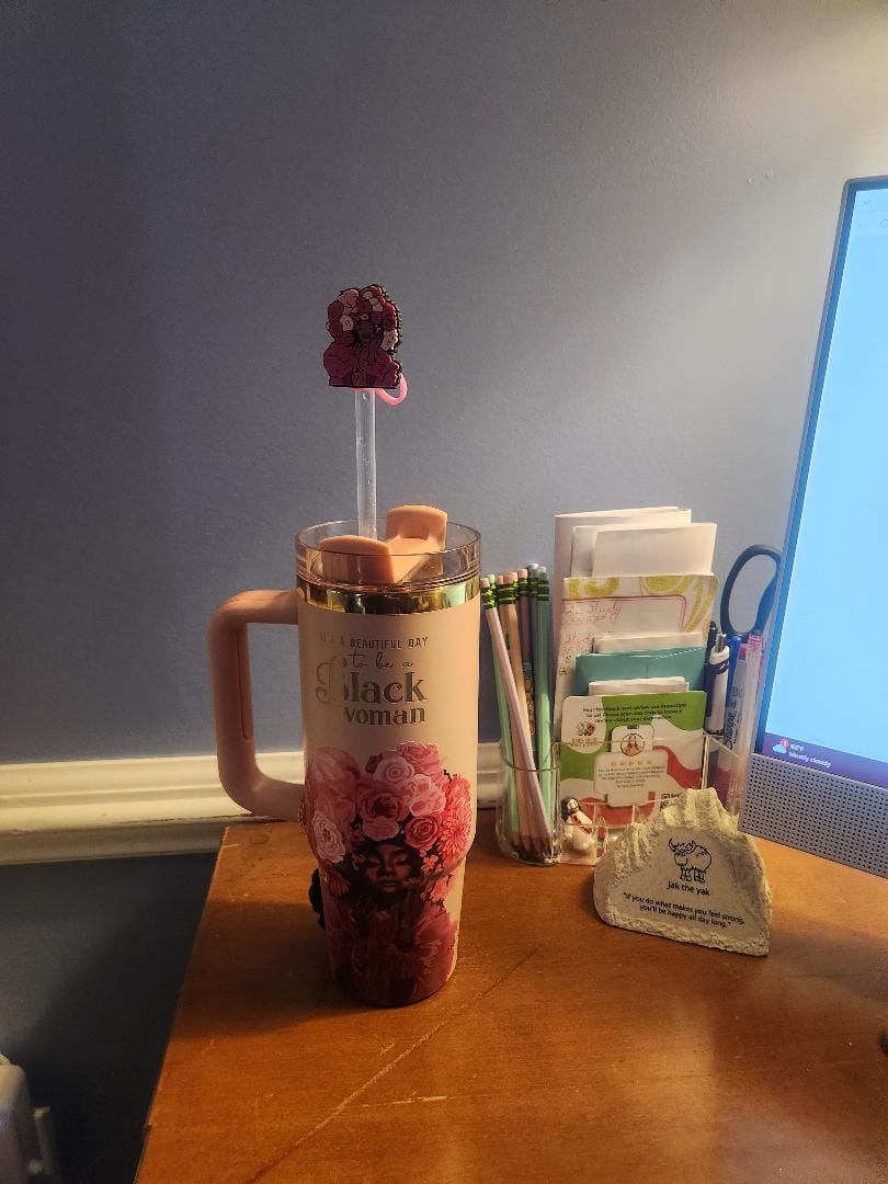 Customer photo review of Rose Pink "Royalty Blossomed" FlowSip™ Insulated Tumbler – It's a Beautiful Day to Be a Black Woman