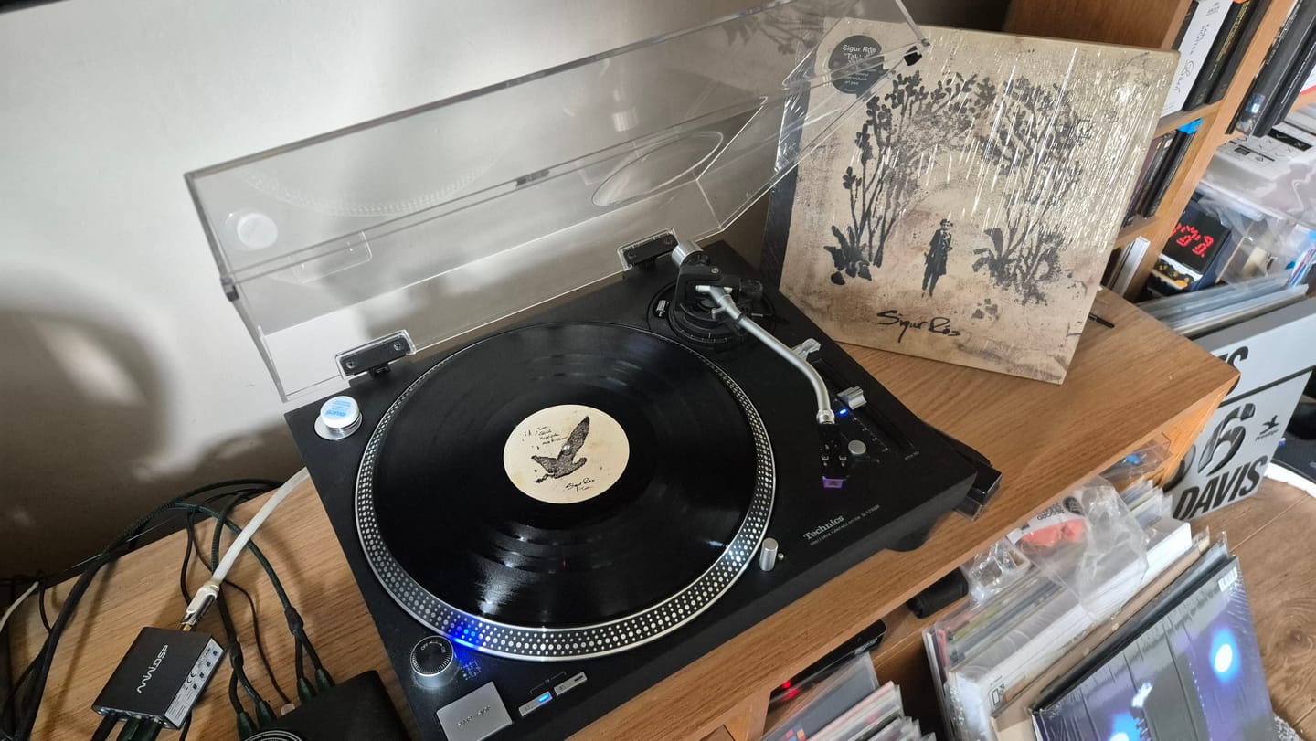 Customer photo review of Takk... (Indies Exclusive 20th Anniversary 2025 Remaster W/ Print) - Sigur Rós [VINYL]