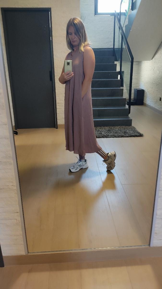 Customer photo review of Robe Longue Fluide à Col V