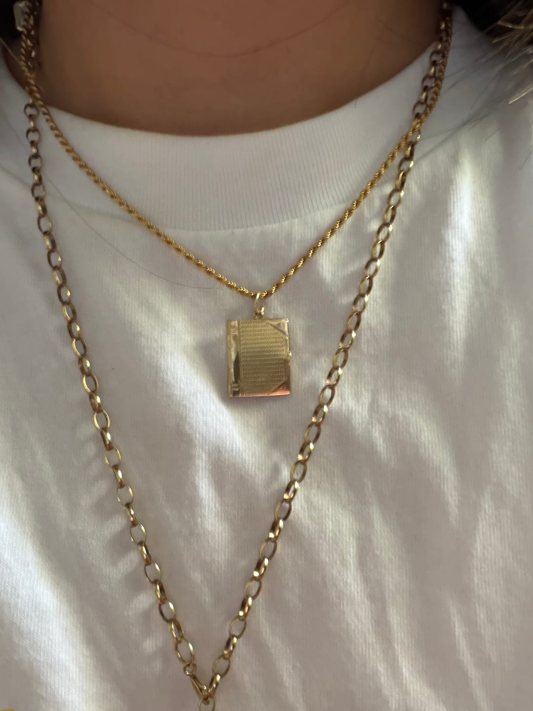Customer photo review of The Book of Life Locket Vintage Charm (375 9ct gold, made in 1959)