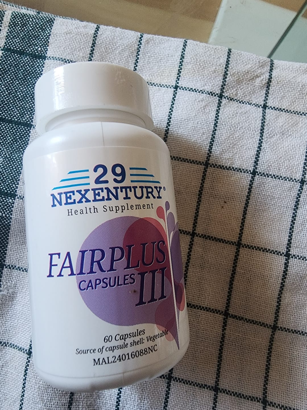 Customer photo review of 29Nexentury Fair Plus lll Capsules