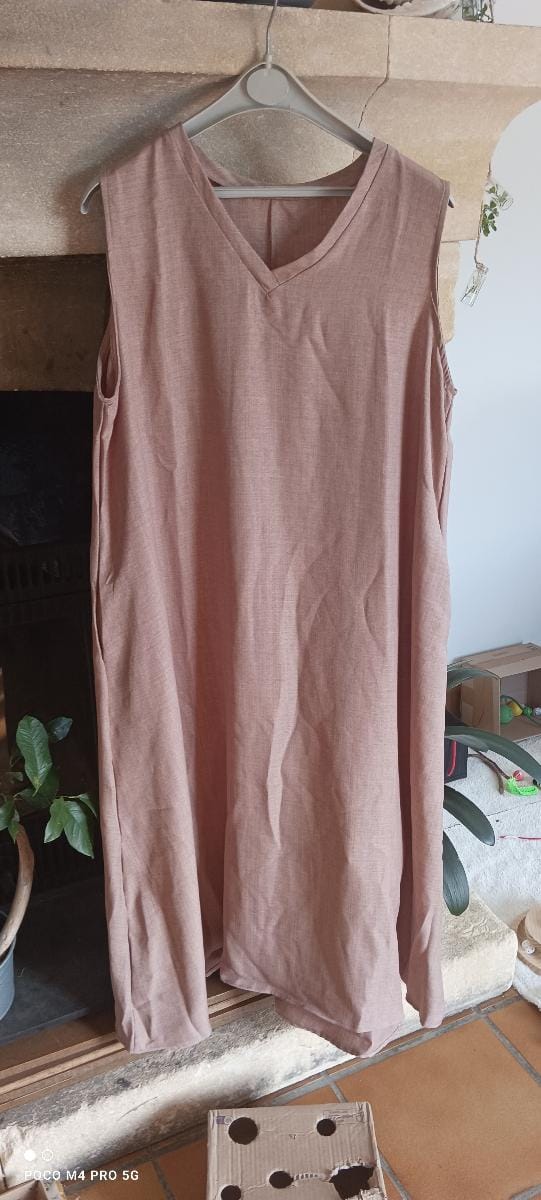 Customer photo review of Robe Longue Fluide à Col V