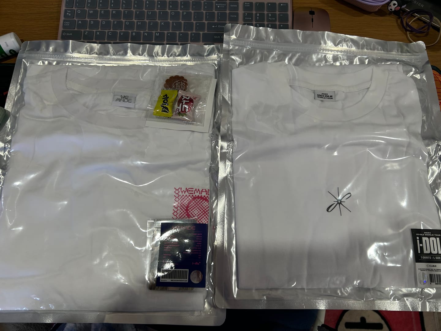 Customer photo review of i-dle [We made] T-Shirt