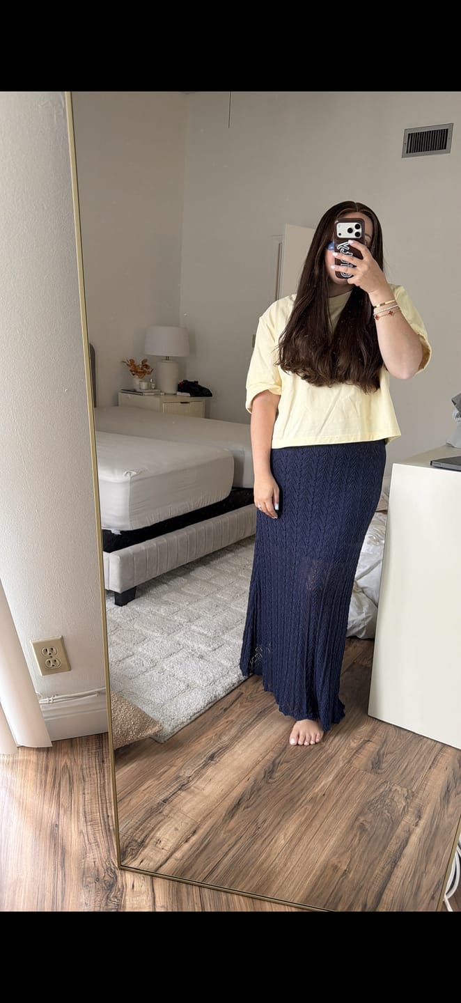 Customer photo review of The Elle Tee
