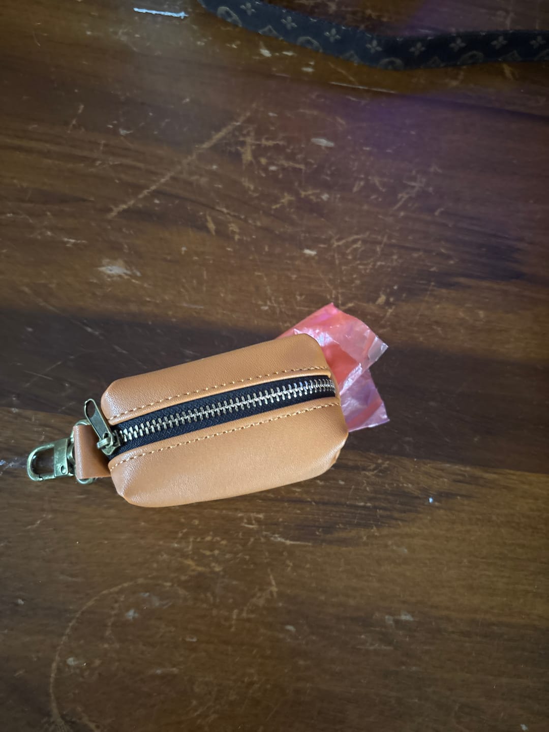 Customer photo review of Porta‑sacchetti igienico per raccolta feci