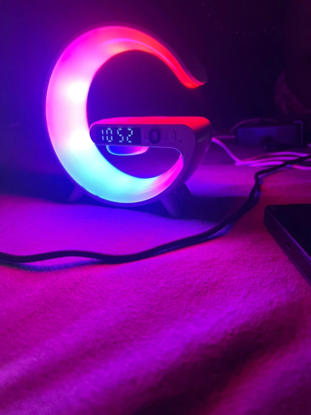 Customer photo review of Wireless Charging Station, Alarm Clock & Speaker