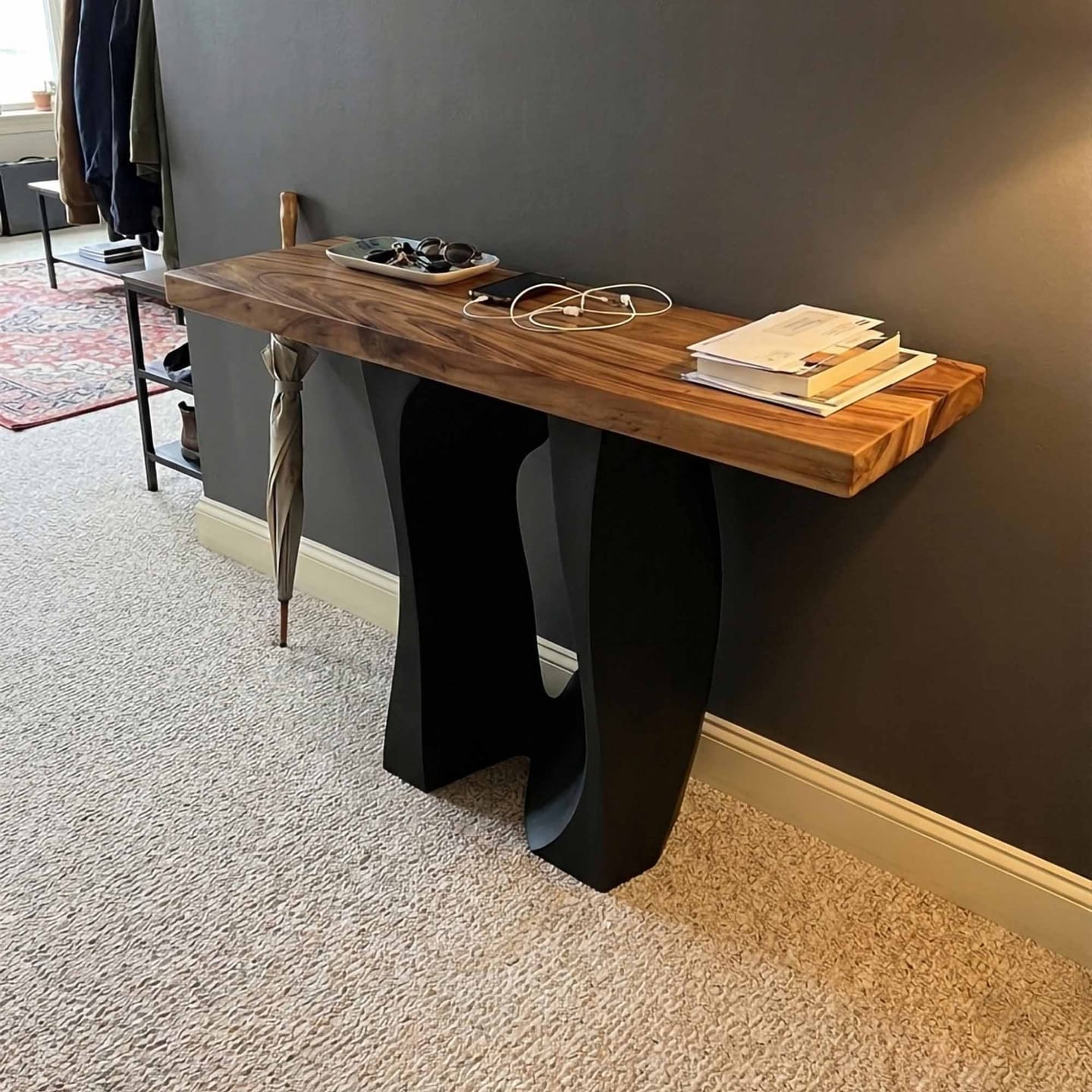 Customer photo review of Console Table for Modern Entryway, Hallway, and Living Rooms - 504 Rocky
