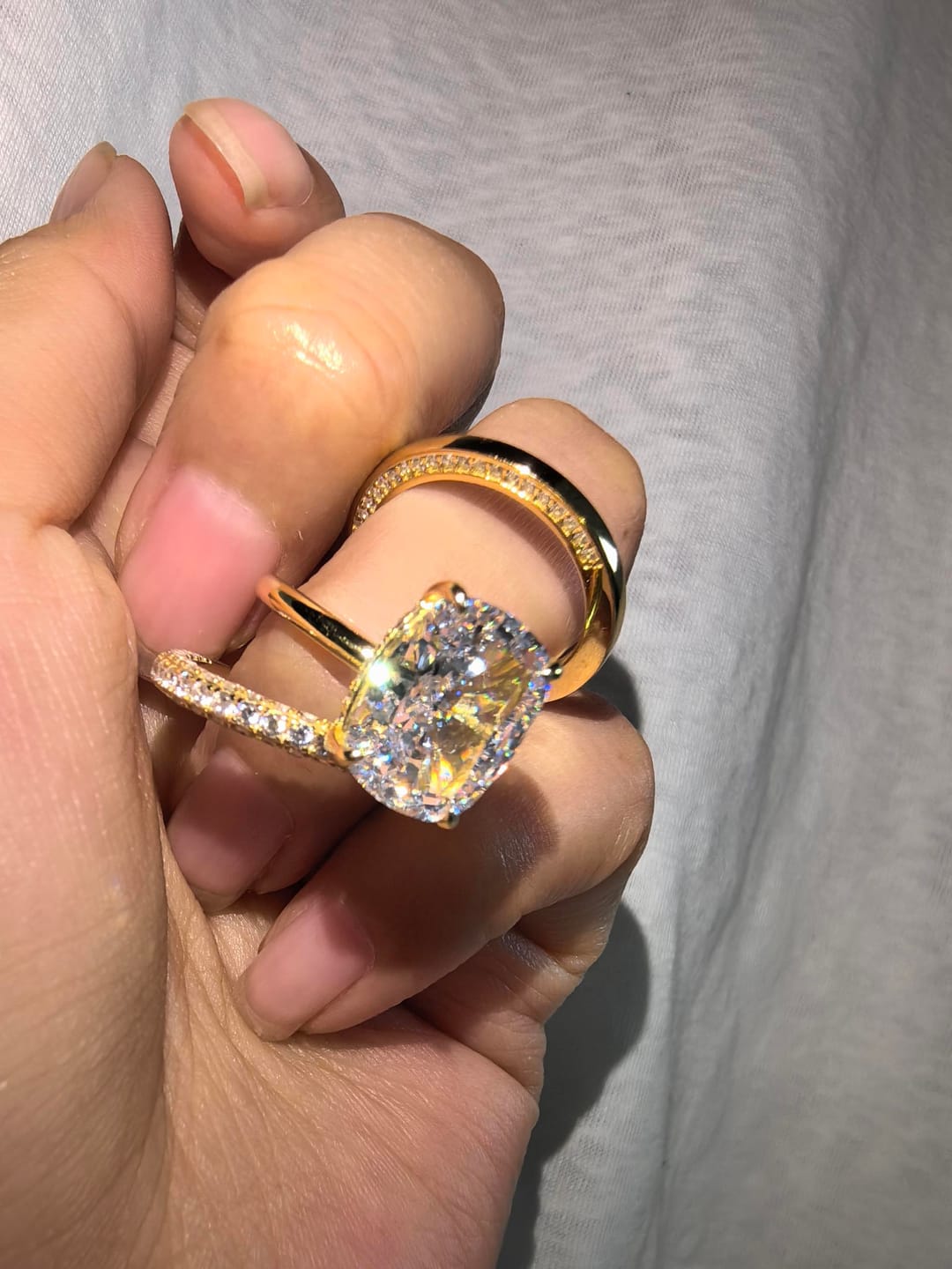 Customer photo review of S925 3PC Wedding Sets 6.5Ct Elongated Cushion Cut Wedding Ring Set With Classic Wedding Bands