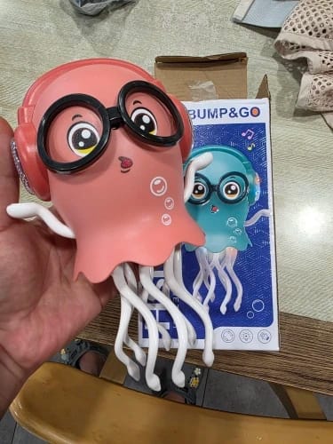 Customer photo review of Dancing Jellyfish Toy