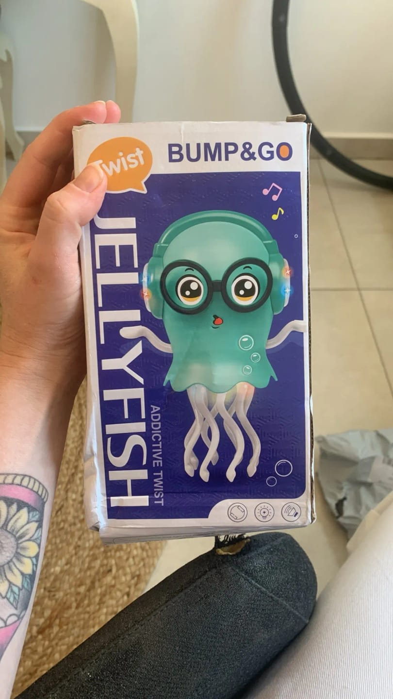 Customer photo review of Dancing Jellyfish Toy