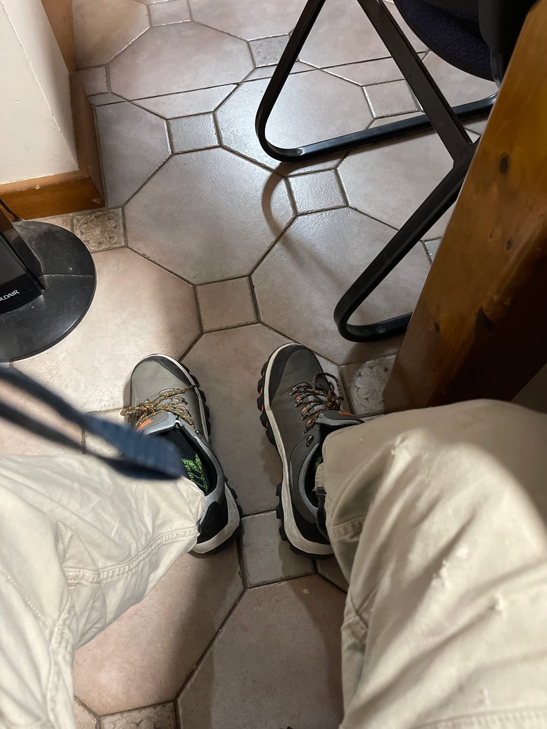 Customer photo review of IAN™ | ORTHOPEDIC WALKING SHOES FOR MEN