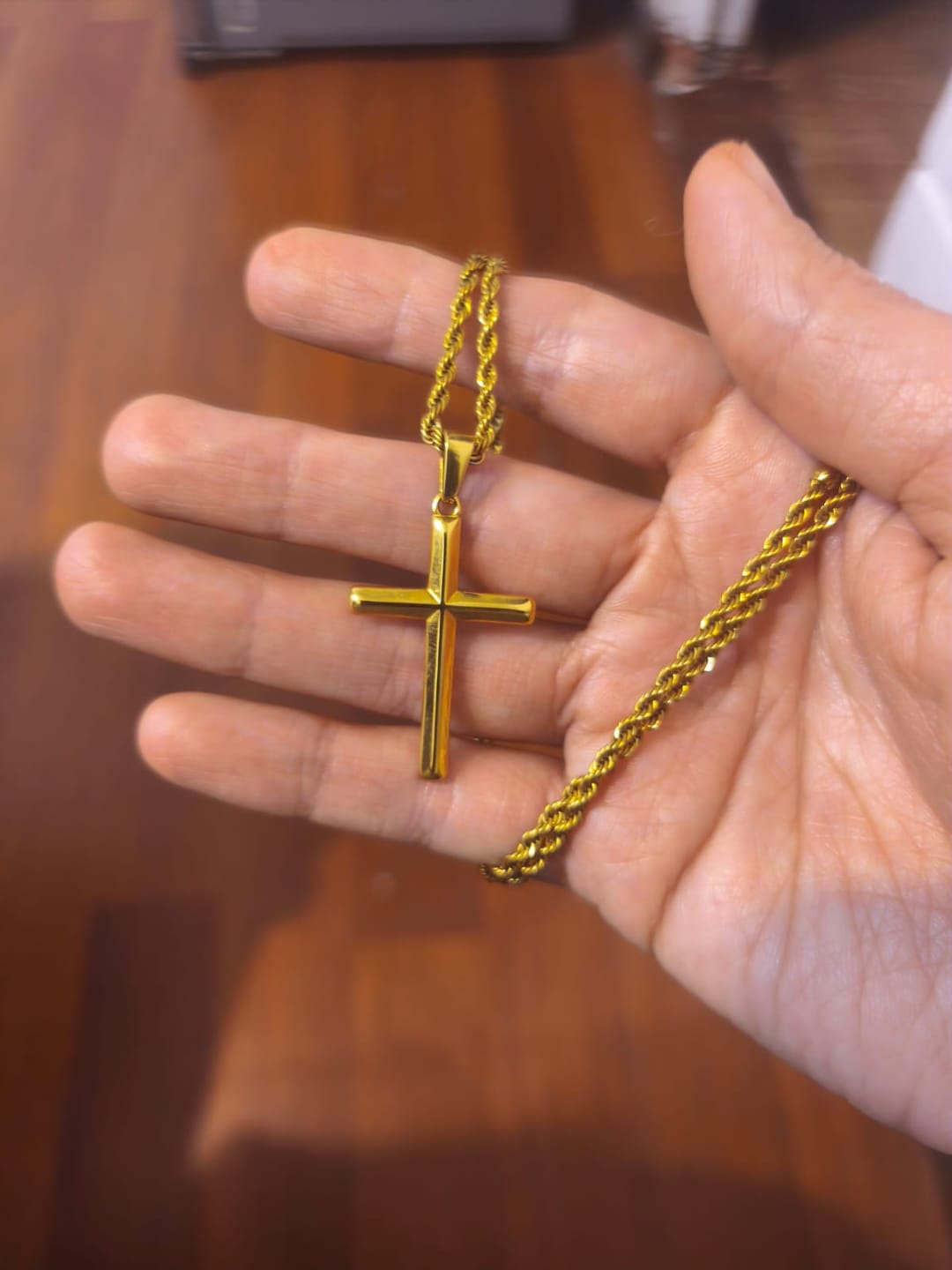 Customer photo review of Crucifix Pendant Oro