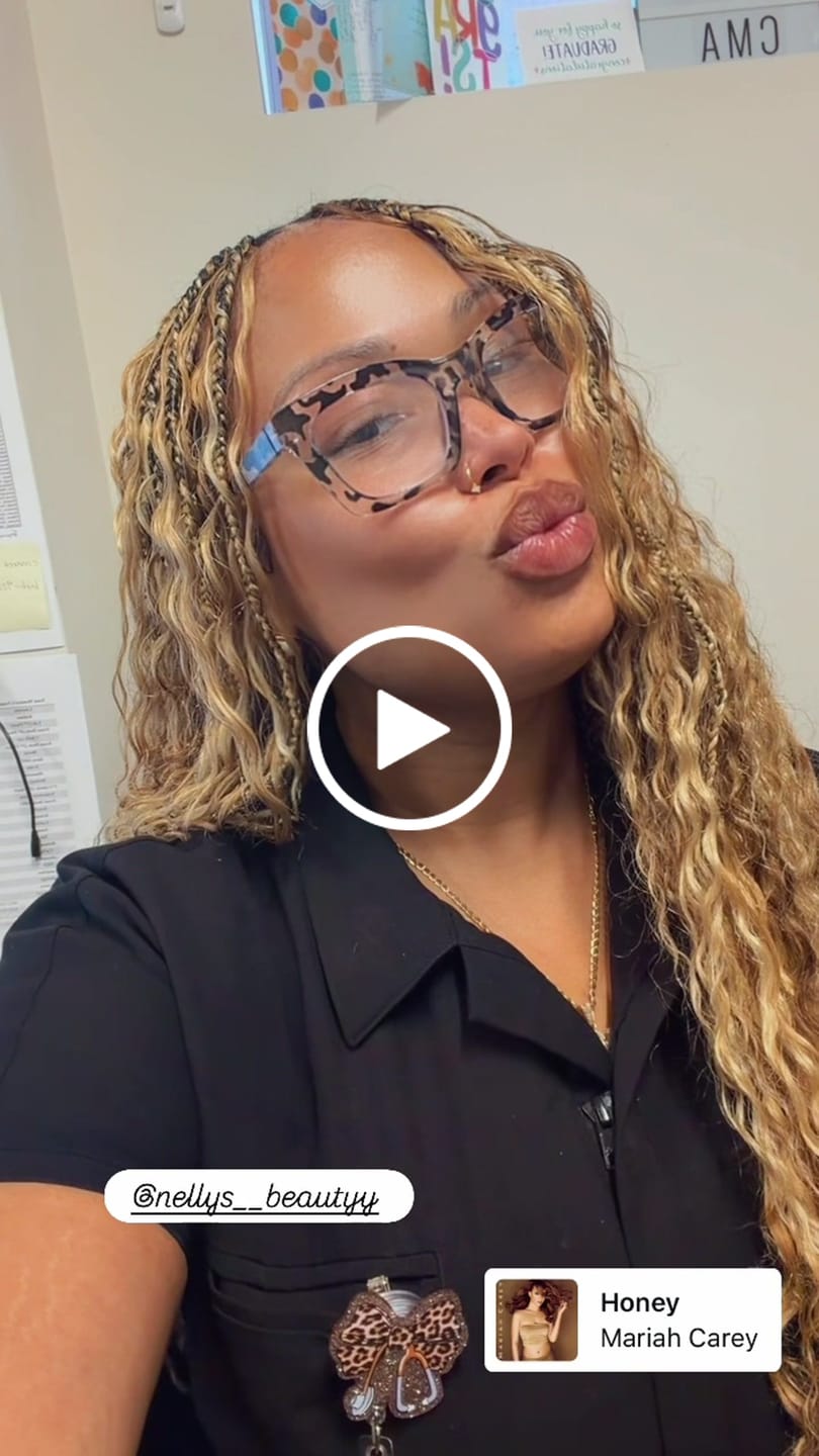 Customer video review of #4/27/30/613 Mix Color Blend Deep Wave Human Braiding Hair
