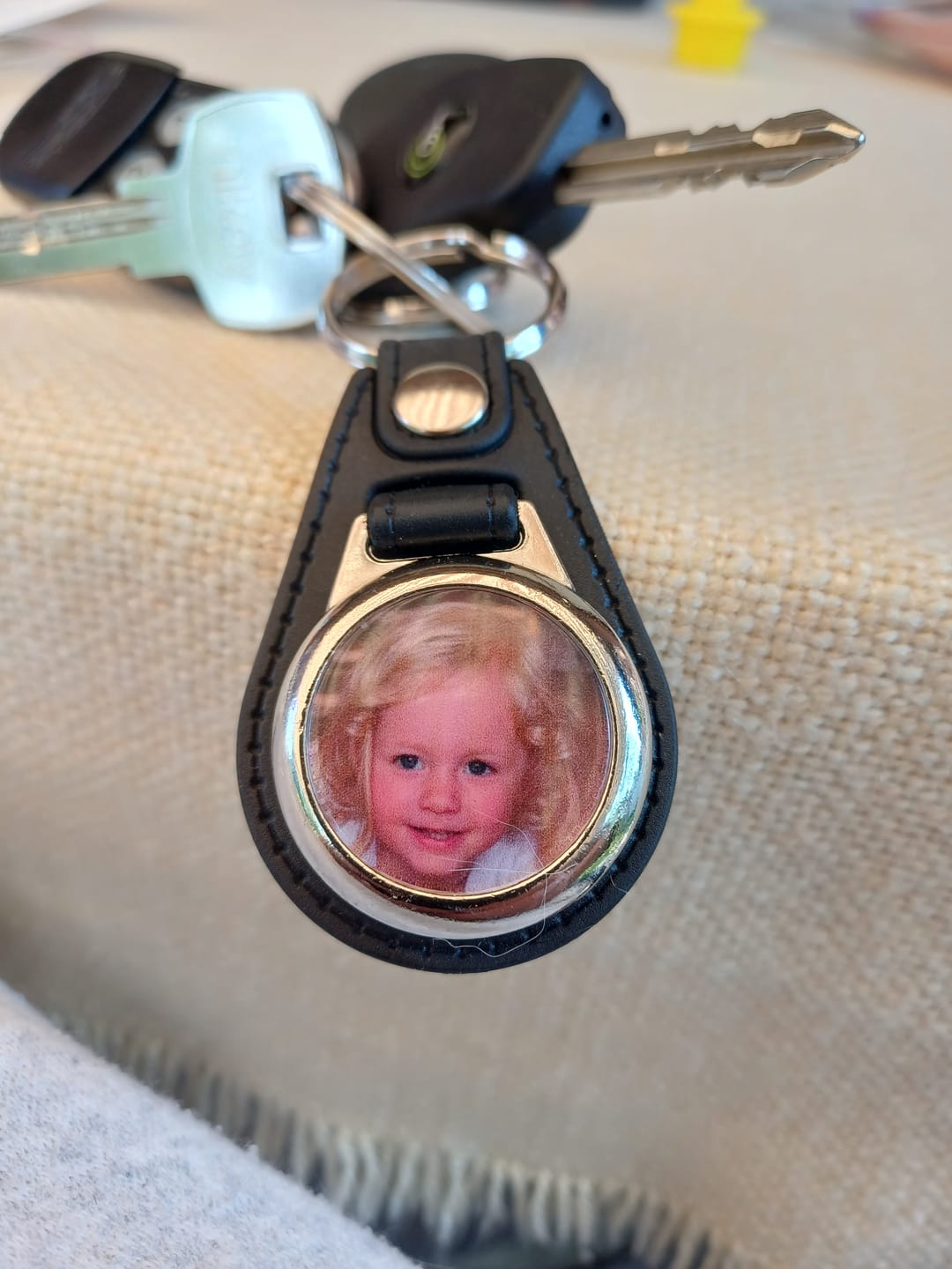 Customer photo review of Schlüsselanhänger-Bundle Rund 3x dein Foto für nur 19,90 €