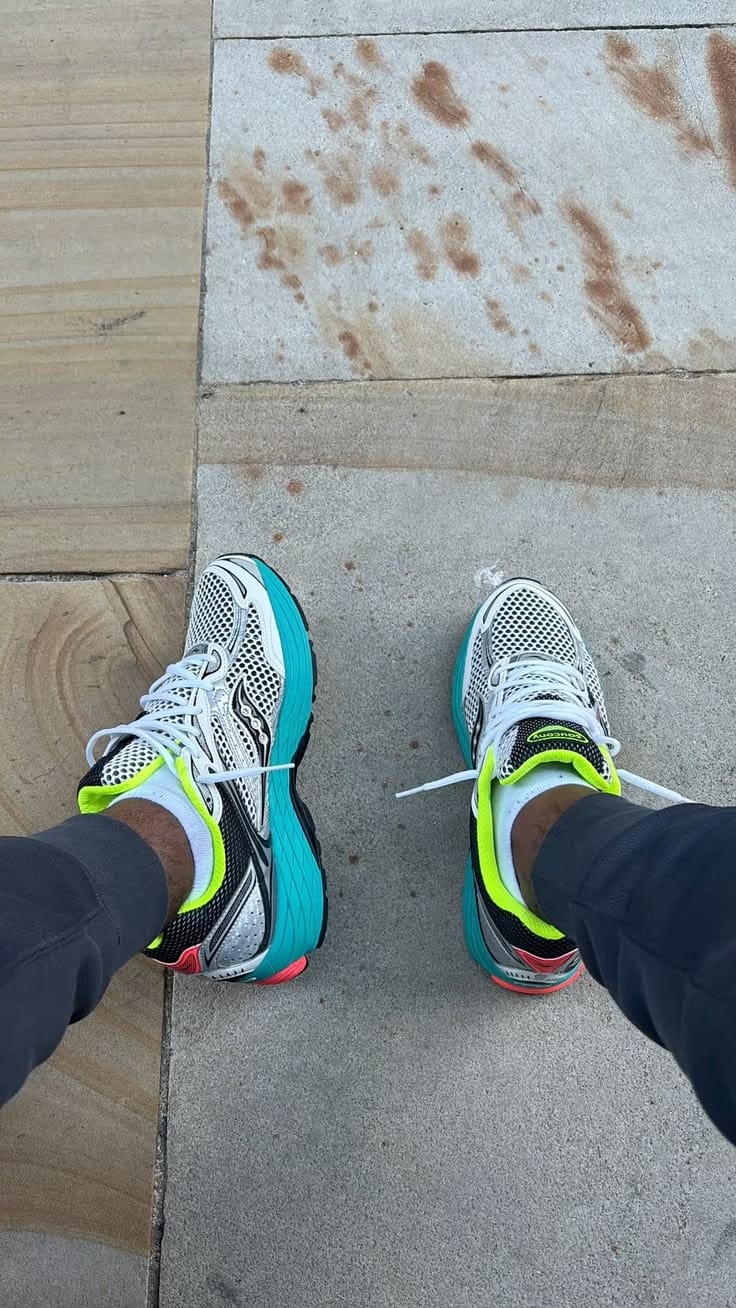 Customer photo review of Saucony ProGrid Omni 9 OG