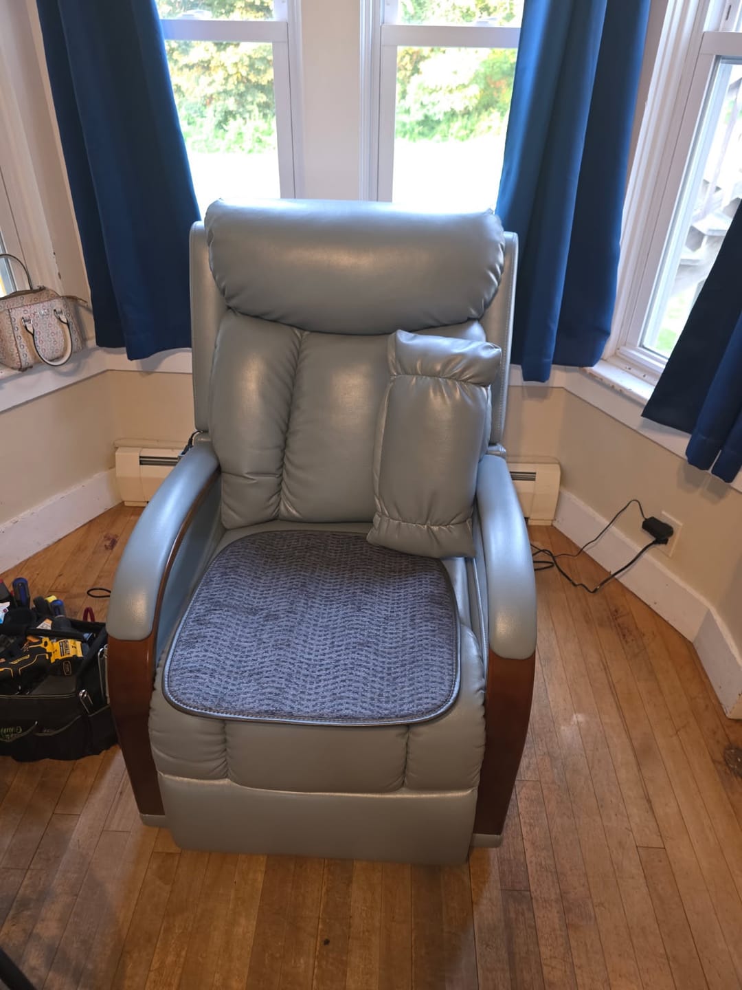 Customer photo review of 9185 Small Power Lift Recliner – Dual Motor, Lay Flat, Heat & Massage