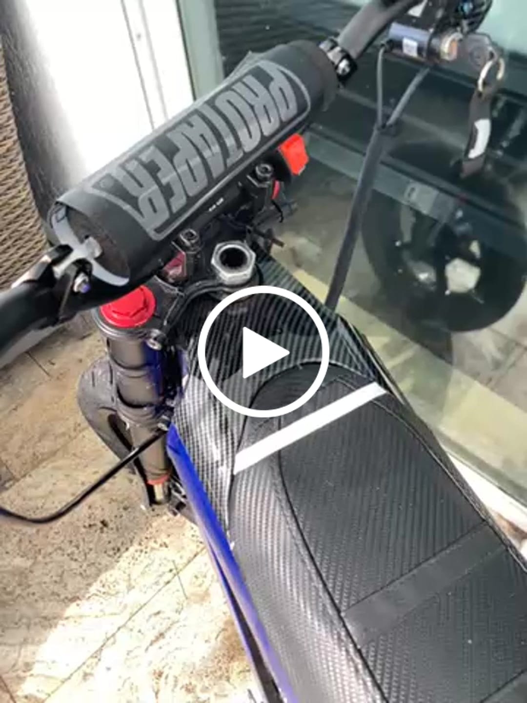 Customer video review of Tuttio Battery-Frame Cover – Glossy Carbon & Glossy Black