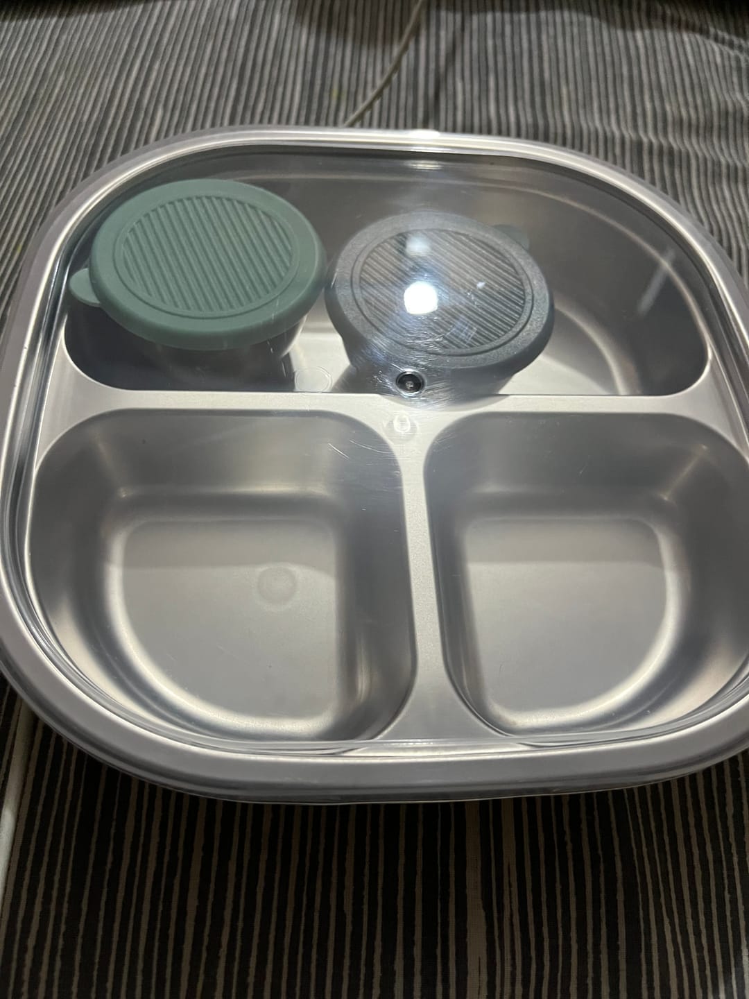 Customer photo review of Korean Lunchbox with Saucers