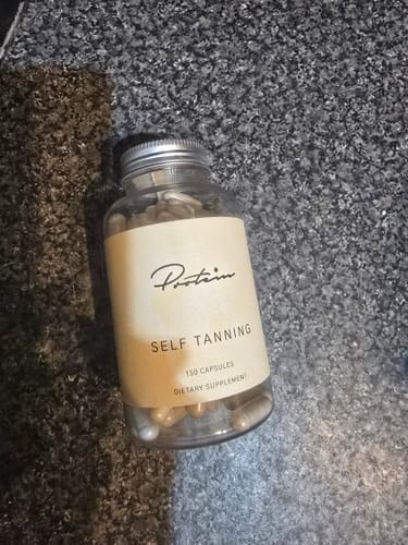Customer photo review of Self Tanning | 150 Capsules for Sunless Skin Glow