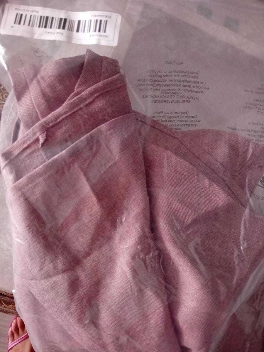 Customer photo review of Robe Longue Fluide à Col V