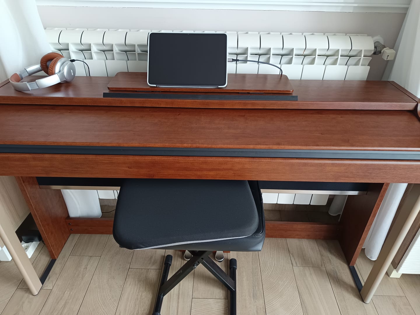 Customer photo review of Donner DDP-200 PRO Piano digital