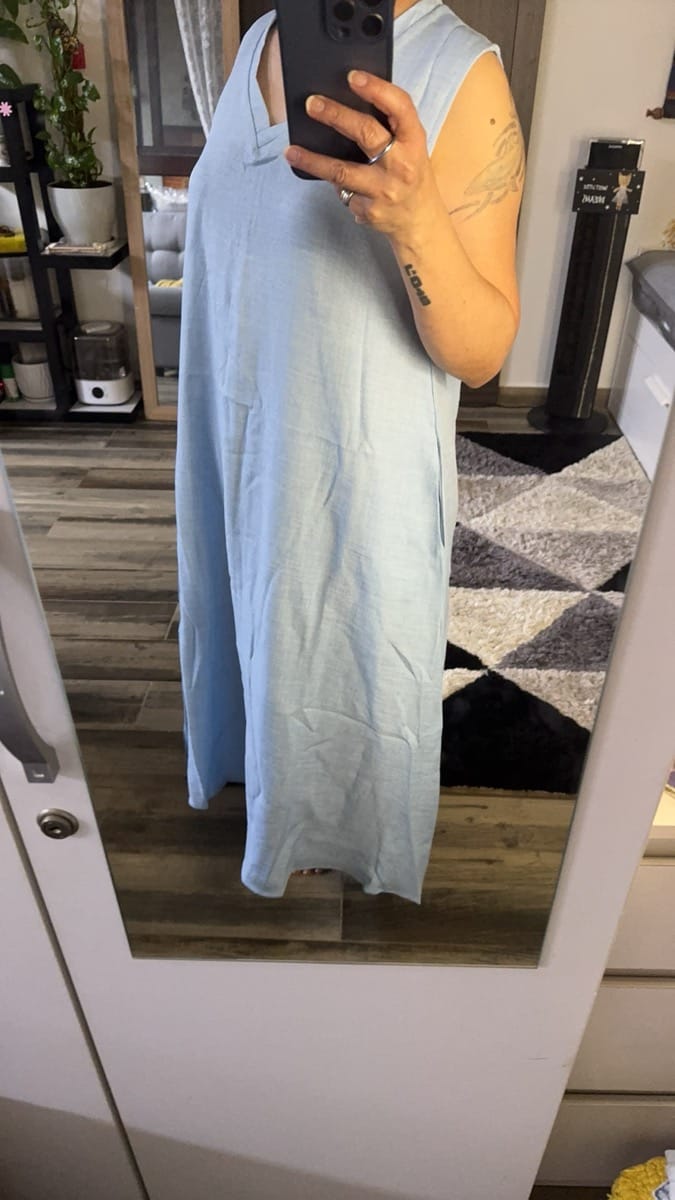Customer photo review of Robe Longue Fluide à Col V