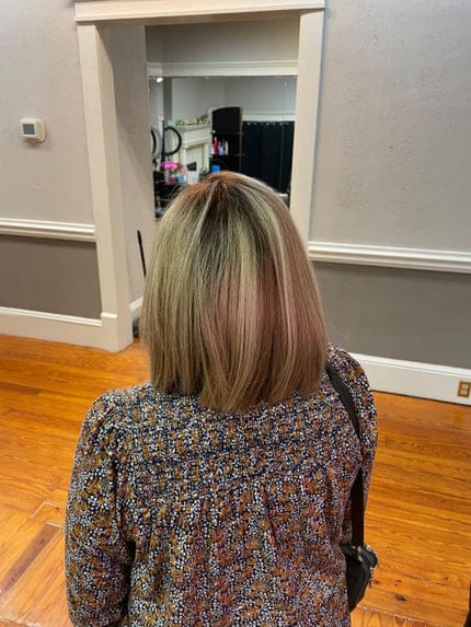 Customer photo review of Natural Invisible Straight Hair Topper – Seamless Crown Volume for Thinning Hair