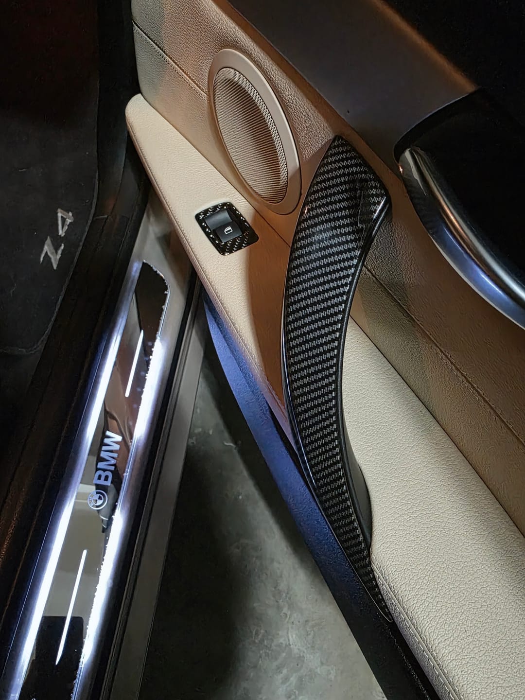 Customer photo review of BMW Z4 E89 (2009-2016) Passenger Door Handle Cover | Permanent Fix for Sticky, Melting Handles | SPCRSO