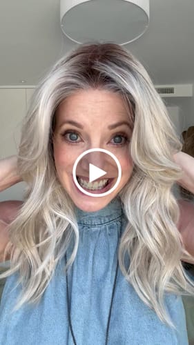 Customer video review of JBEXTENSION KAY MONO Full Monofilament Handmade Full Lace Full Hand Tied Wig 19 Inches Platinum Blonde Mono Lace Handmade Futura Fiber Wig with Anti-slip Silicone Strips Glueless Wig KAY MONO - PLATINUM BLONDE【BENDY EAR TABS】
