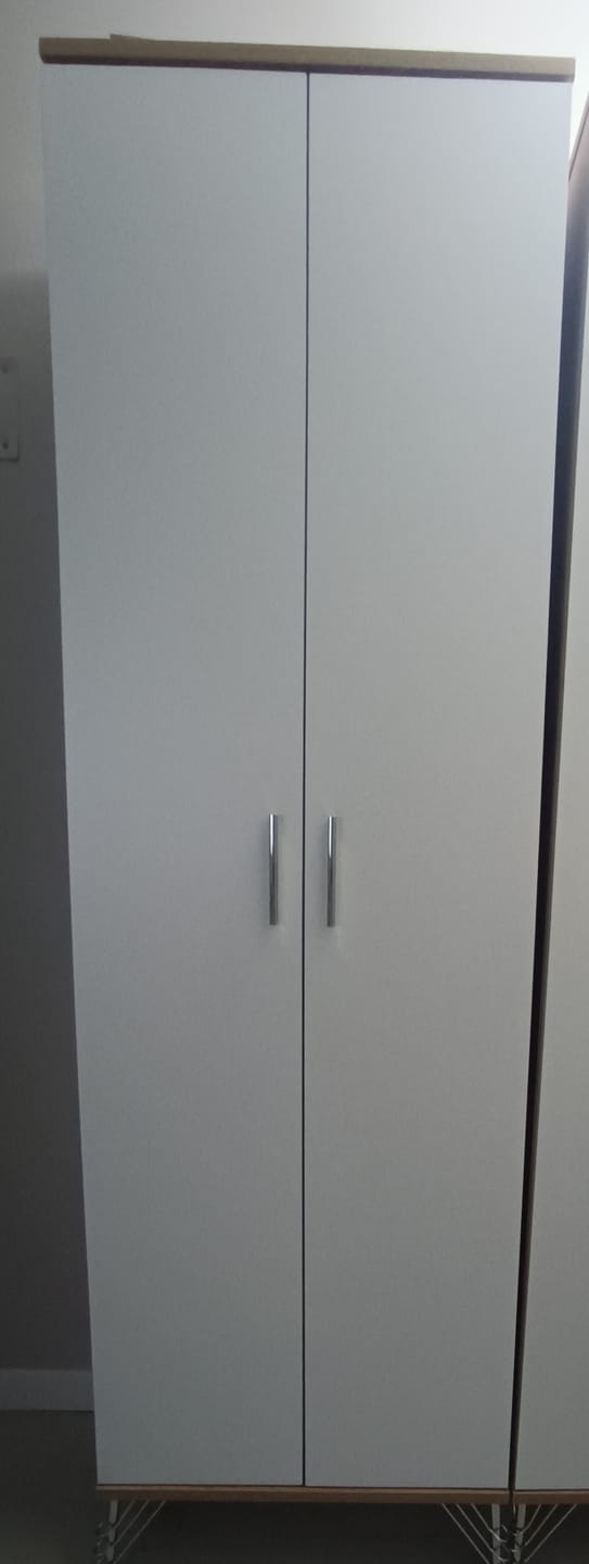 Customer photo review of Rani EA111 Modern Kapaklı Portmanto Askılı Vestiyer Sepet Ceviz - Beyaz