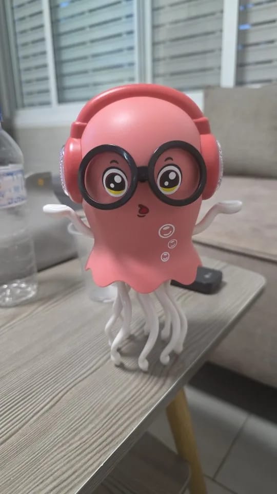 Customer photo review of Dancing Jellyfish Toy