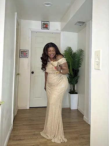 Customer photo review of Ottilie Maxi Dress