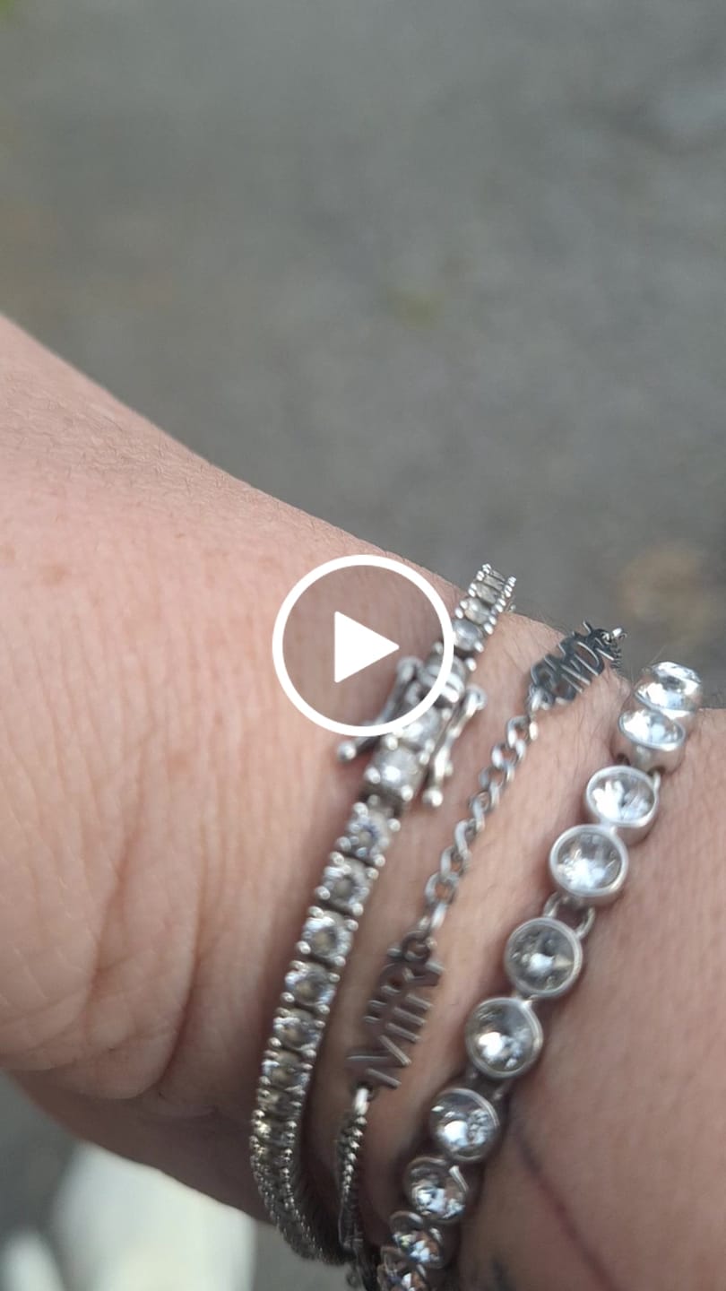 Customer video review of Bracciale personalizzato con nome