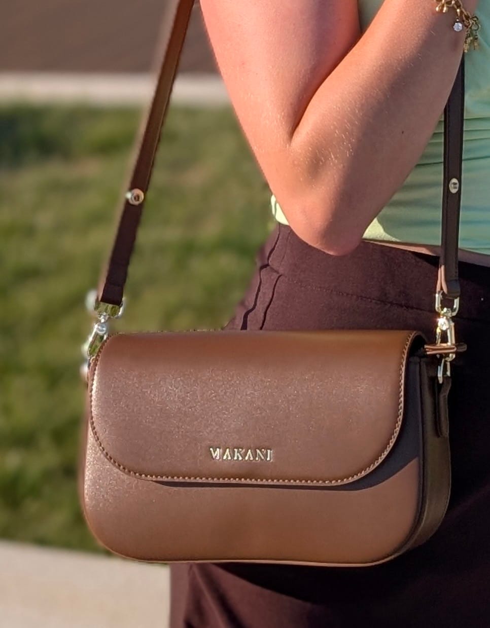 Customer photo review of CHLOIE - DARK BROWN