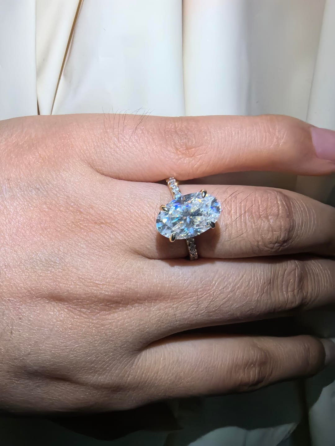Customer photo review of S925 4.0Ct Oval Cut Classic Hidden Halo Pavé Engagement Ring Promise Ring