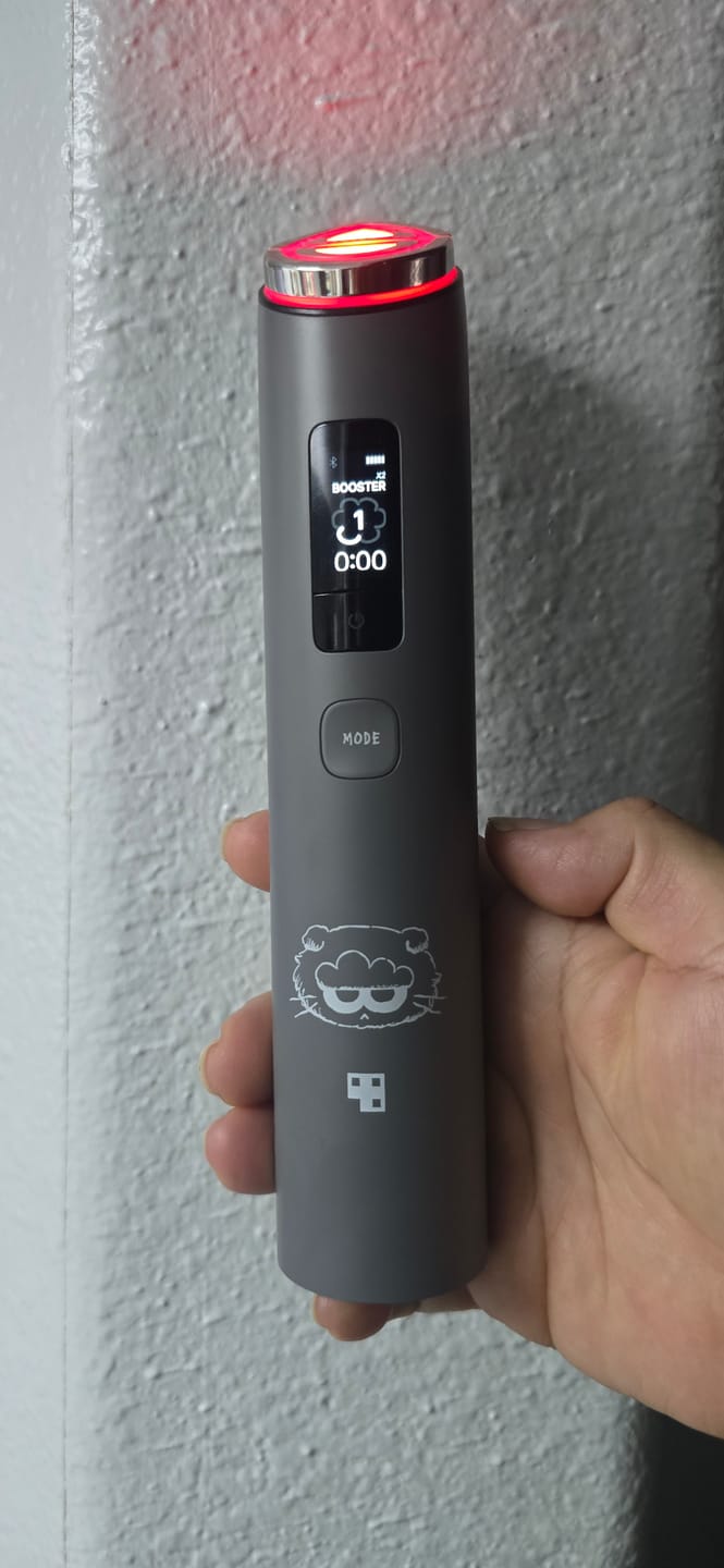 Customer photo review of G-DRAGON - ZONFRIENDS X MEDICUBE BOOSTER PRO X2