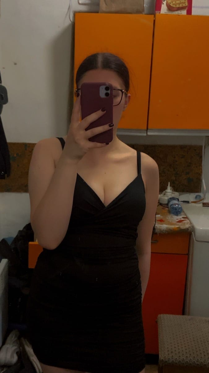 Customer photo review of Robe Courte Froncée à Bretelles