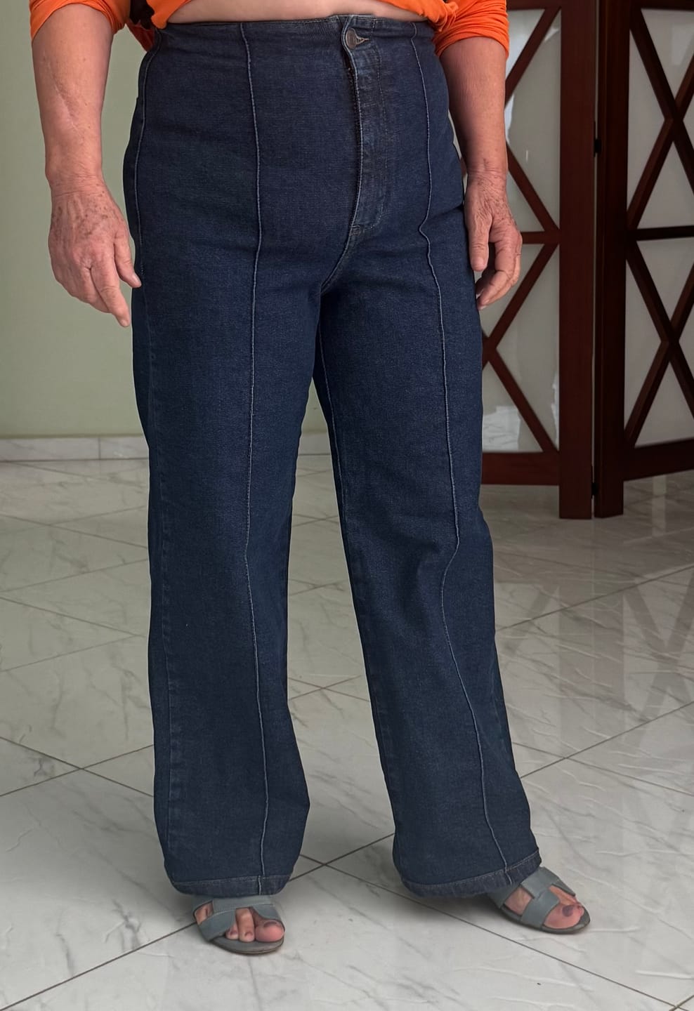 Customer photo review of Calça Jeans Reta Mandacaru Azul Escuro