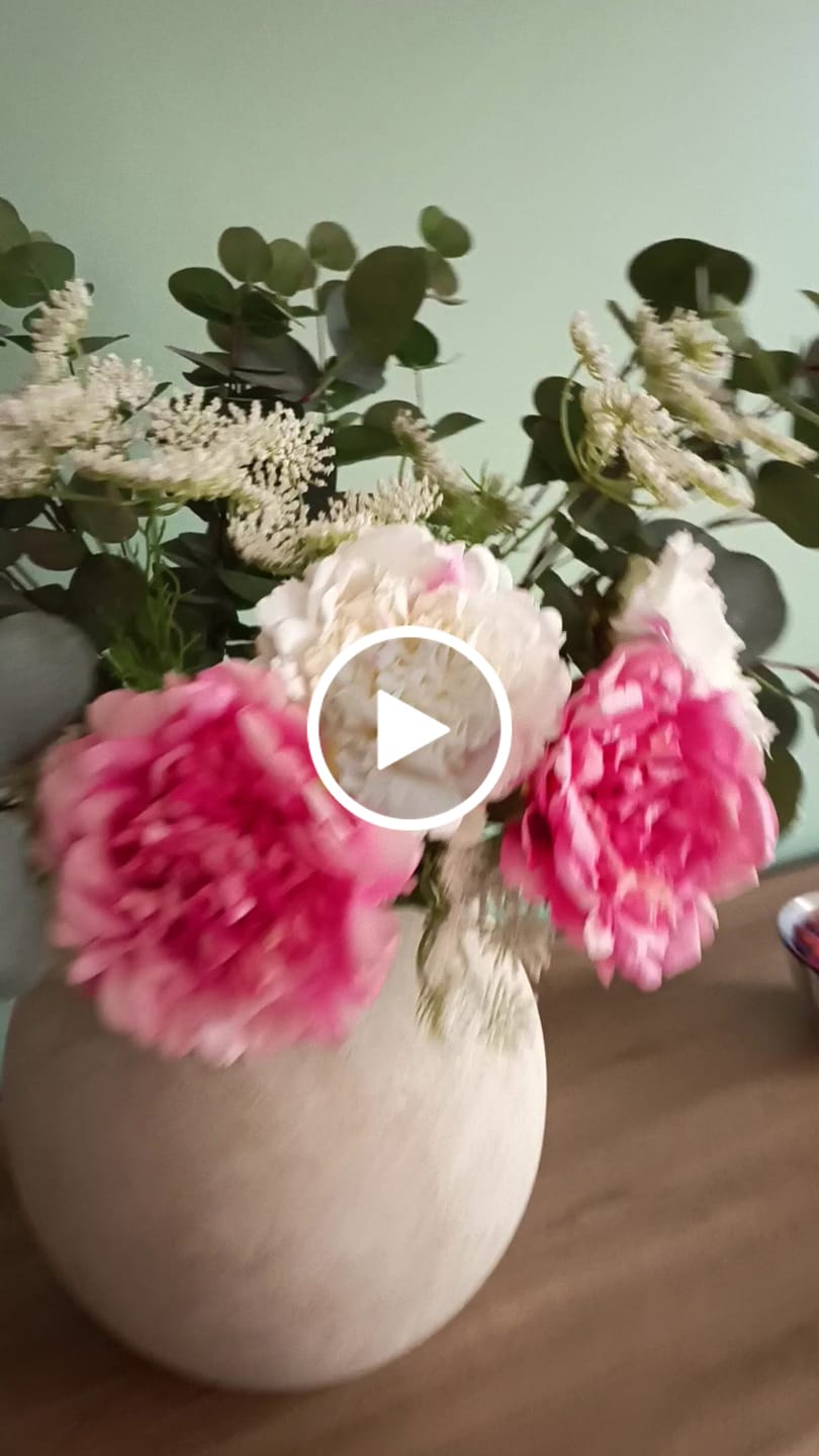Customer video review of Bouquet Maïa