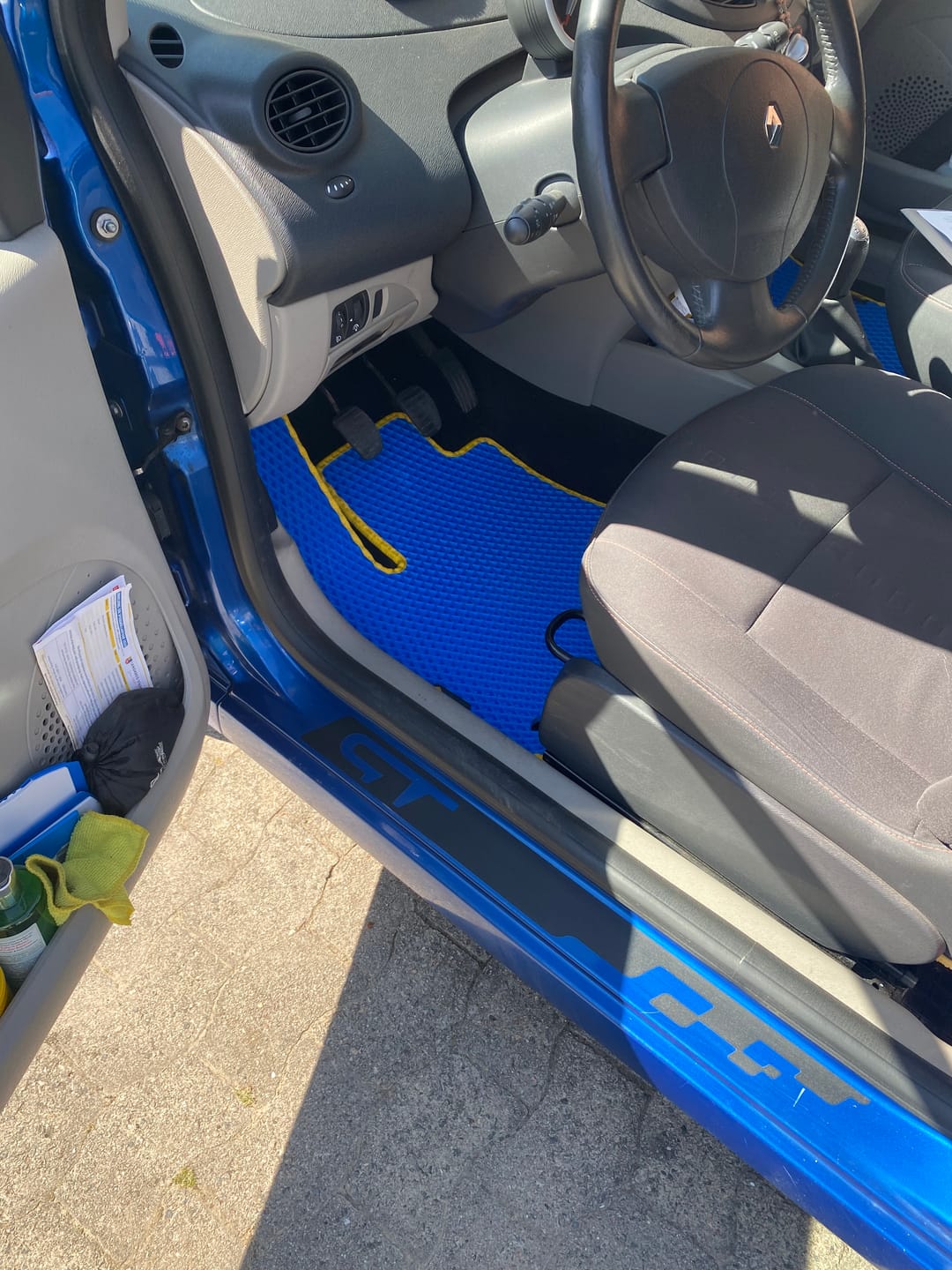 Customer photo review of Auto Fußmatten nach Maß - Vorne