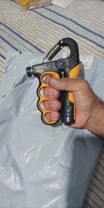 Customer photo review of SteelFlex™ Adjustable Grip Trainer – 11–220 lbs Hand Strength Builder