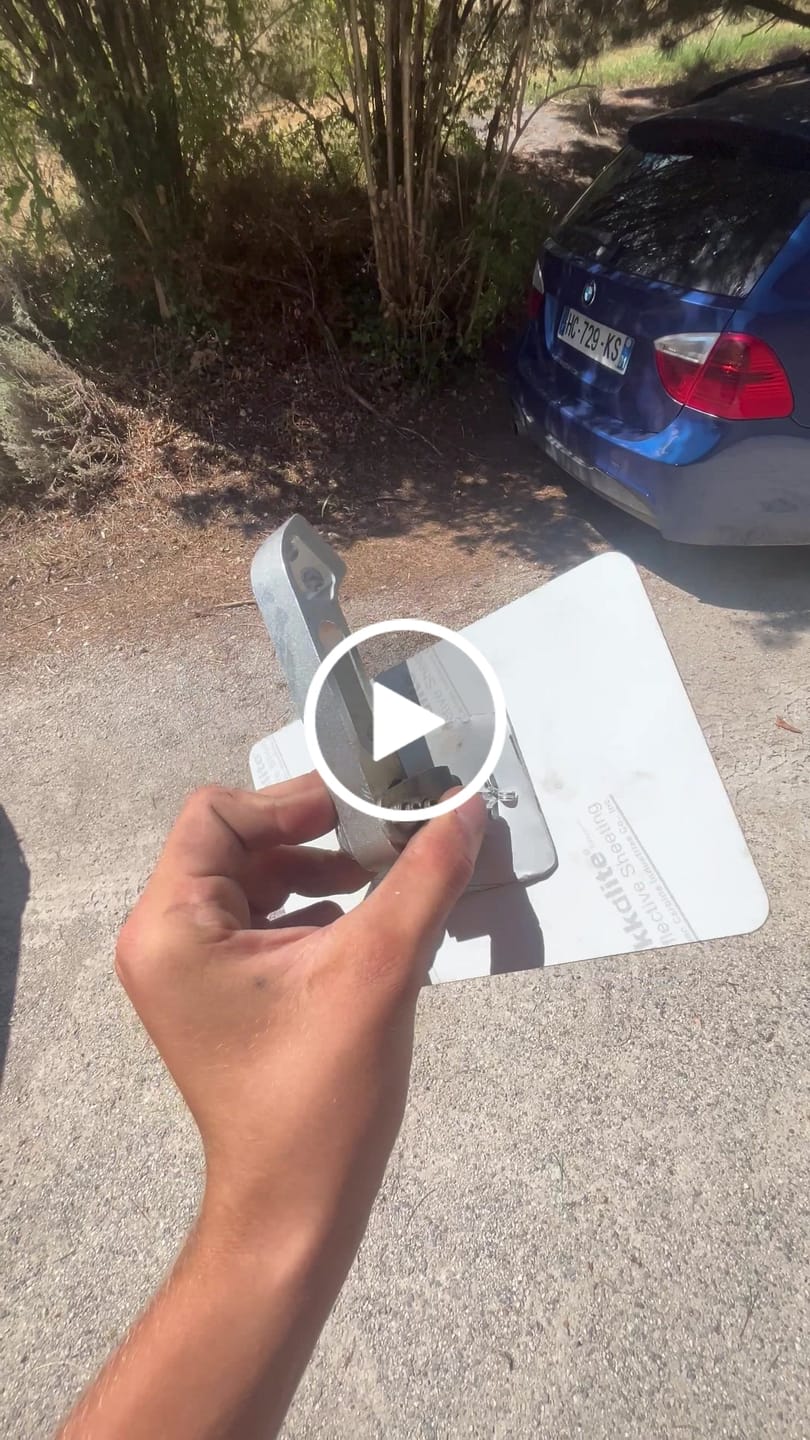 Customer video review of Plaque moto et scooter plexiglass homologuée