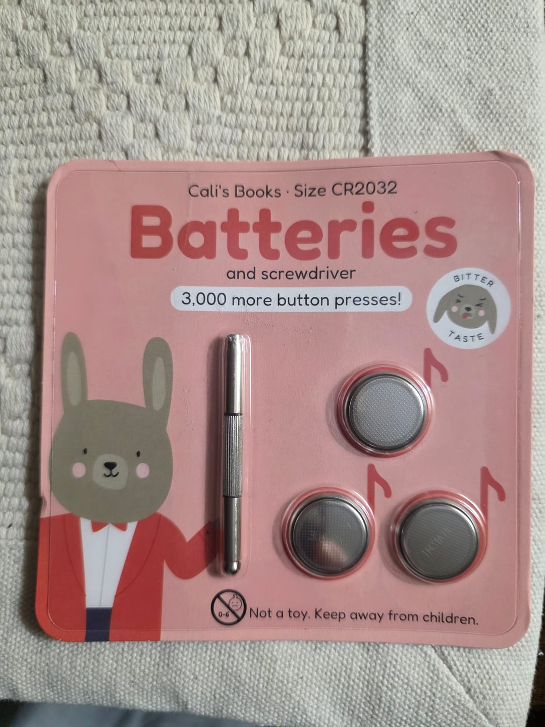 Customer photo review of CR2032 Bitter Taste Battery Replacement Kit